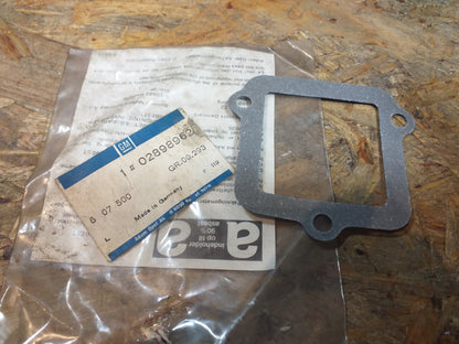 Omega A Senator B Dichtung Seitenabdeckung an Zylinderkopf original GM Opel NEU