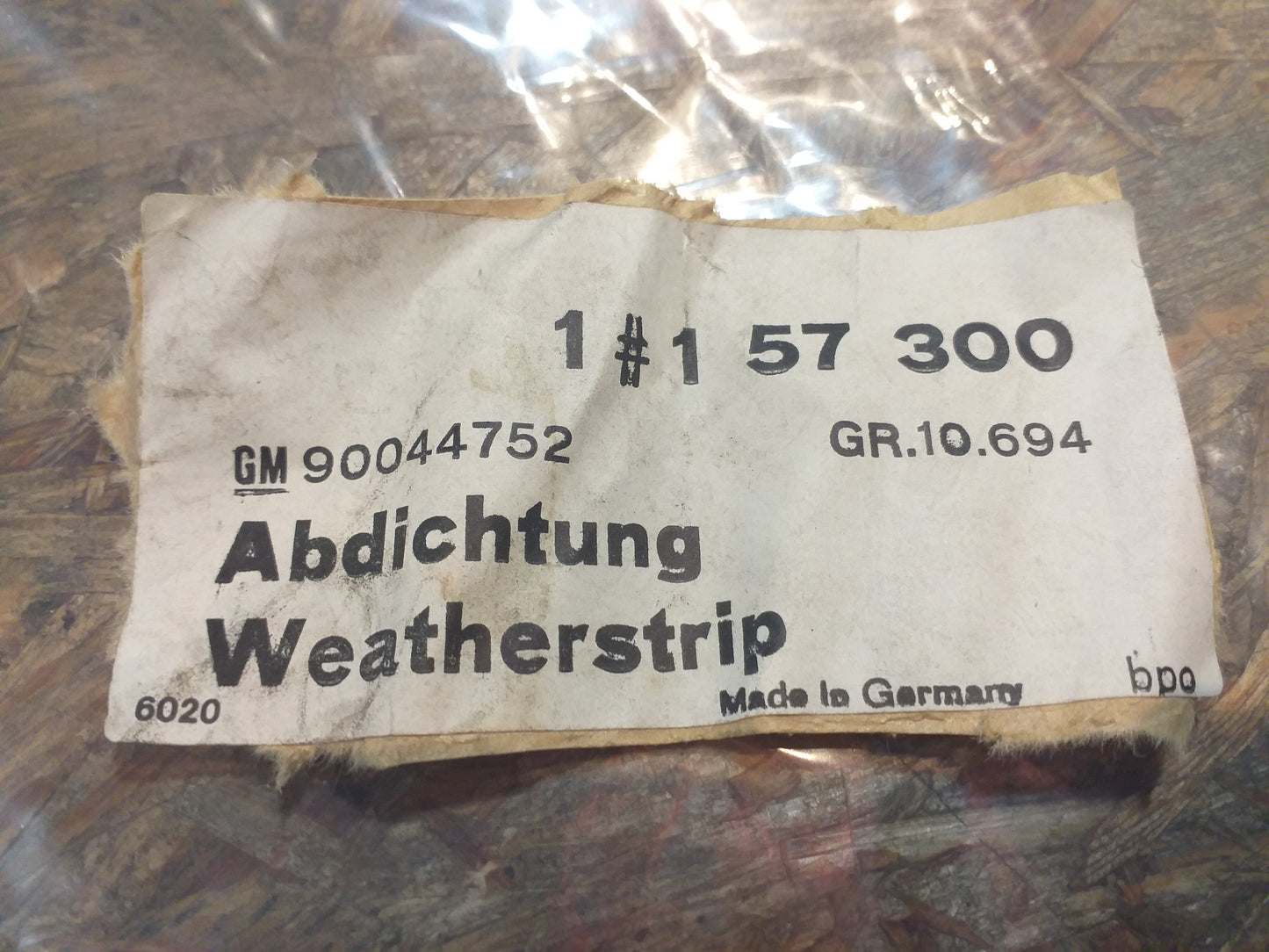 Rekord E Commodore C Gummiabdichtung rechts hinten original GM Opel NEU