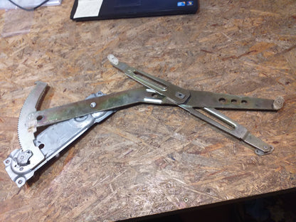 Corsa B Fensterheber rechts hinten manuell original GM Opel NEU