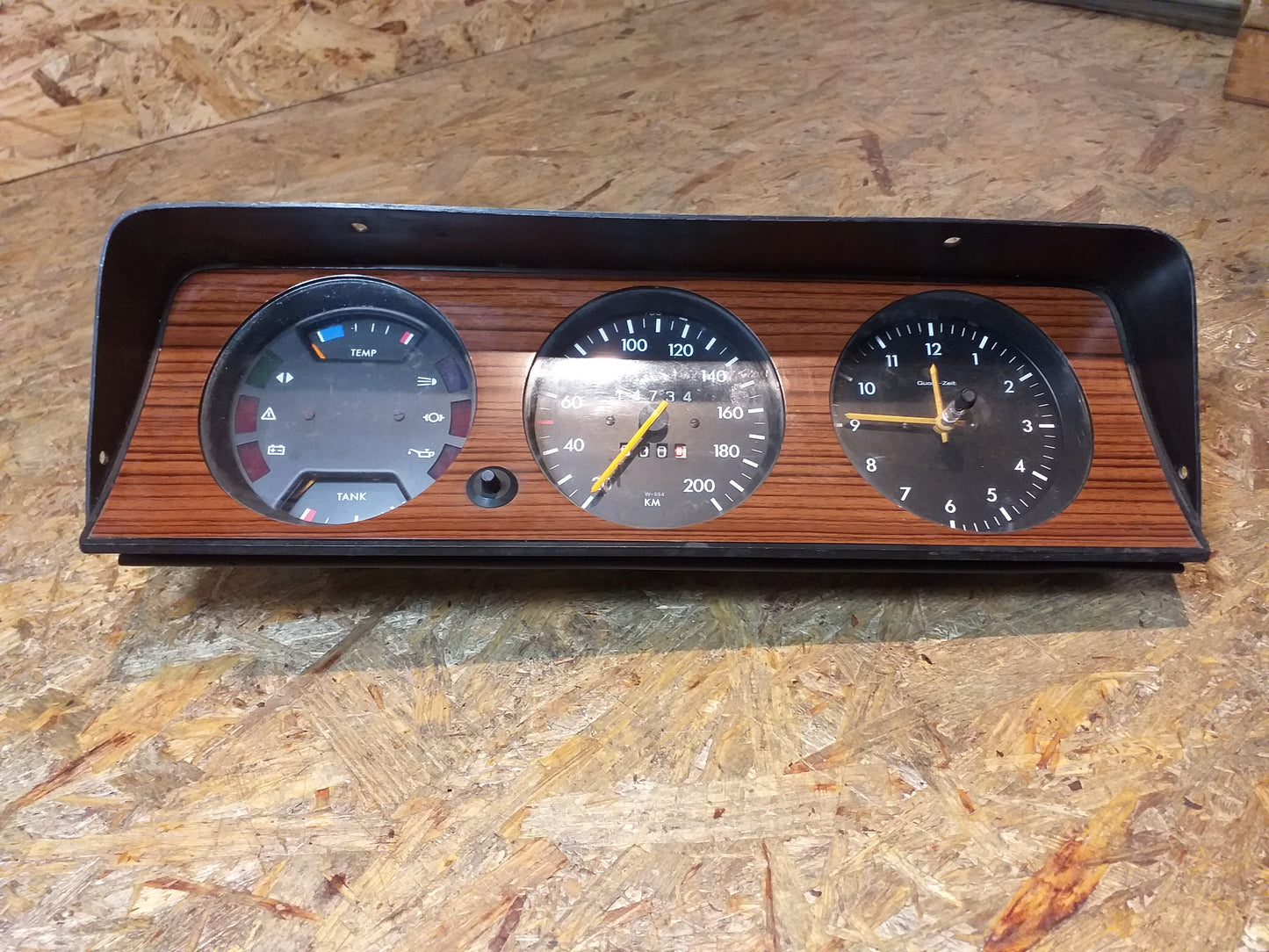 Rekord D Commodore B Tacho Kombiinstrument W694 200km/h original VDO Opel GEBRAUCHT