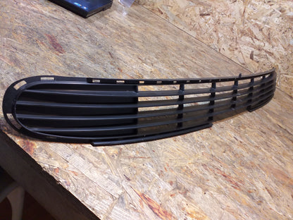 Vectra B Limo Stoßfängergrill vorne original GM Opel NEU