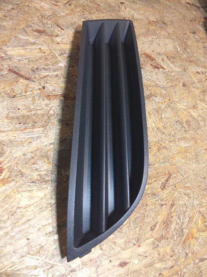 Vectra Einsatzecke Kühlergrill original GM Opel NEU