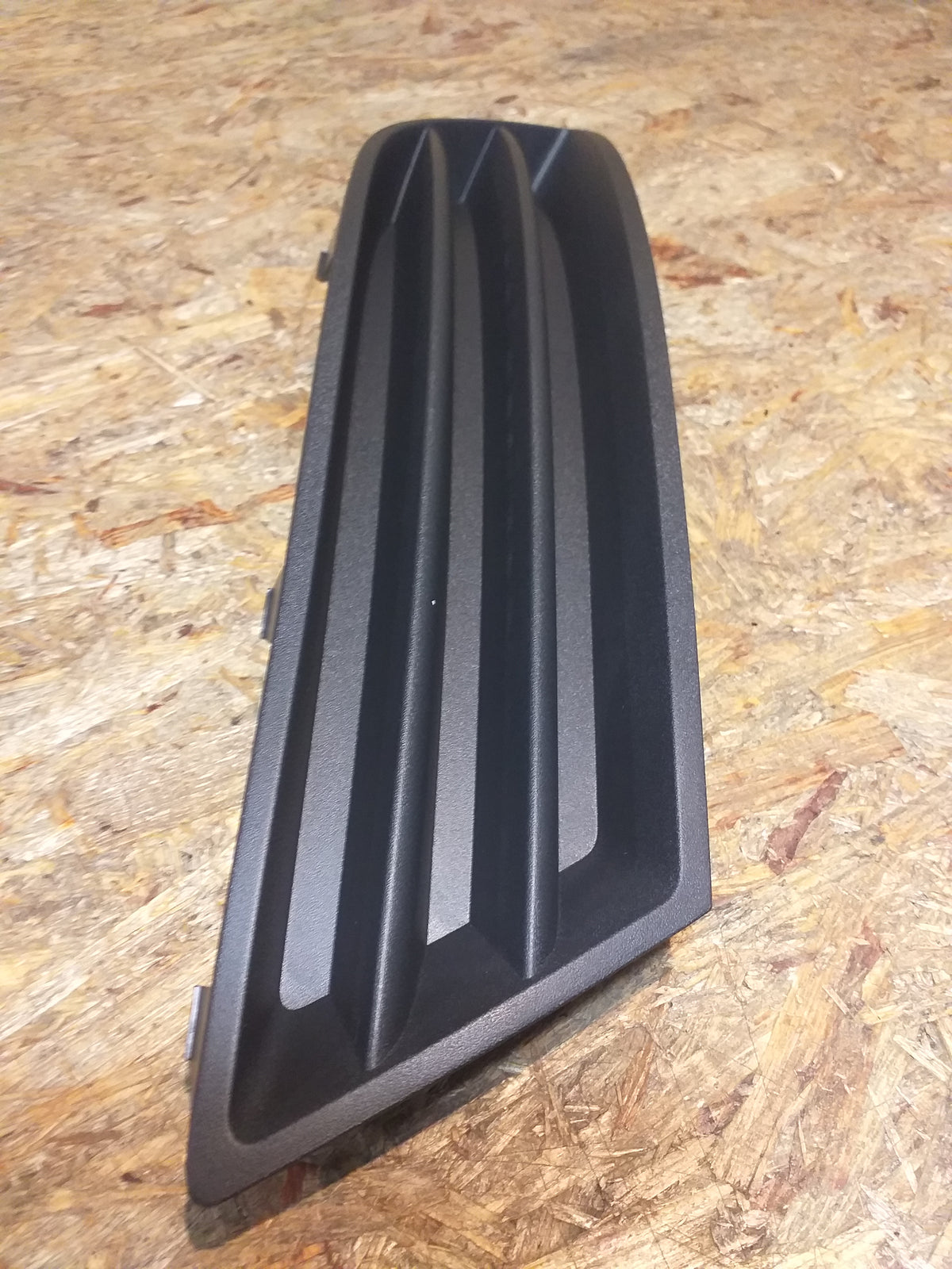 Vectra Einsatzecke Kühlergrill original GM Opel NEU
