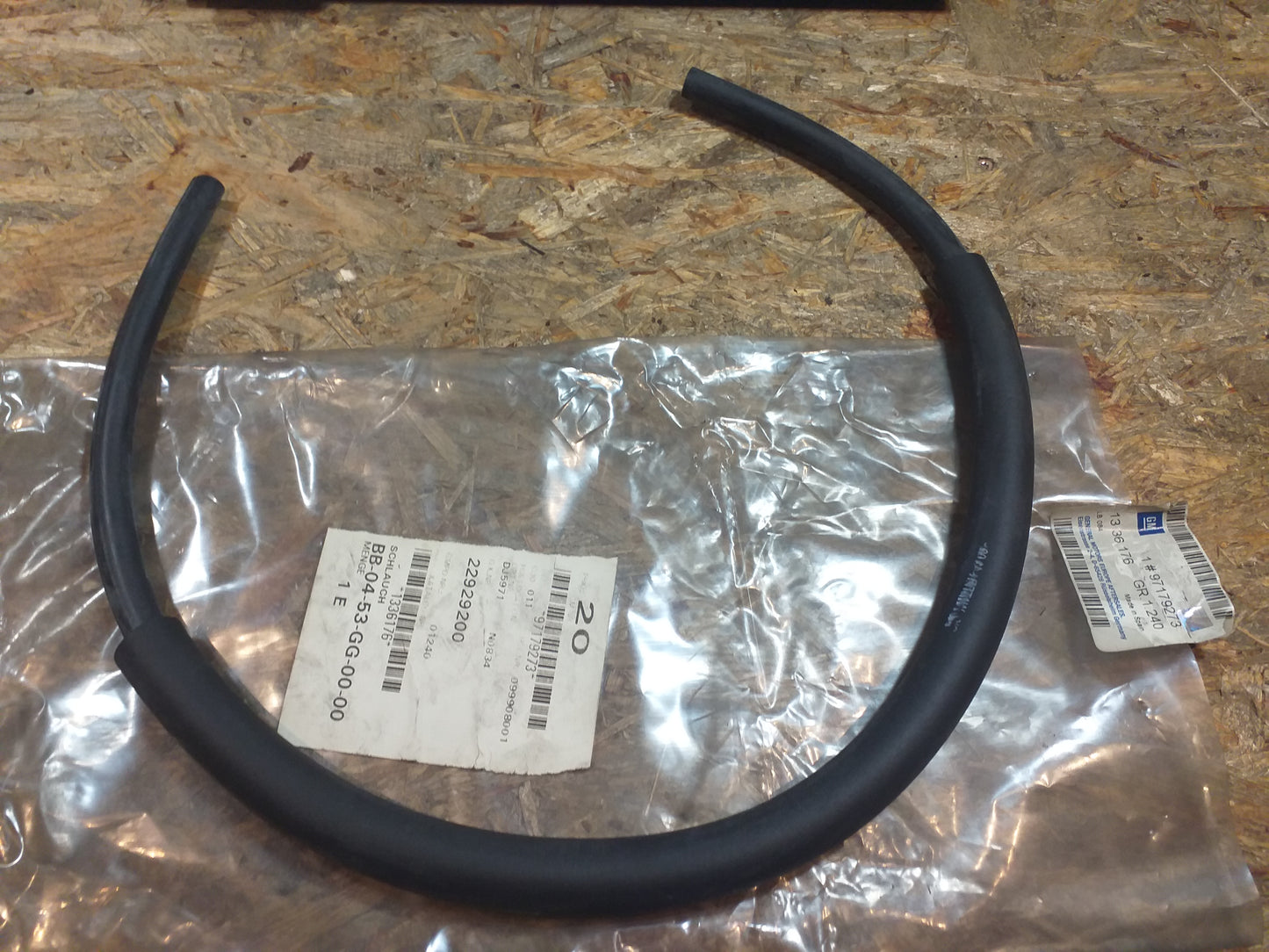 Frontera B 2,2DTI Kühlwasserschlauch original GM Opel NEU