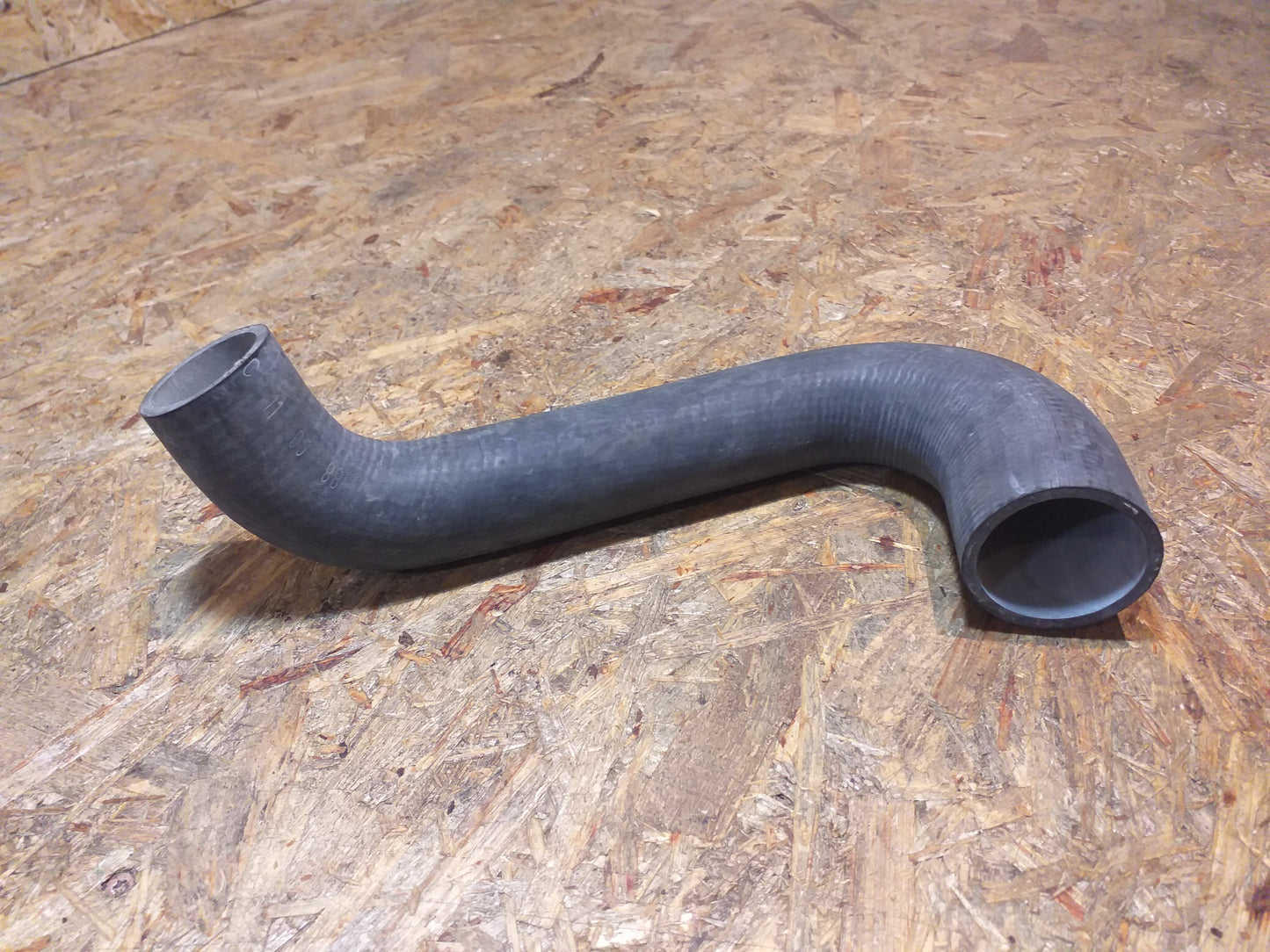 Rekord E  78-86 Bj Kühlerschlauch original GM Opel NEU