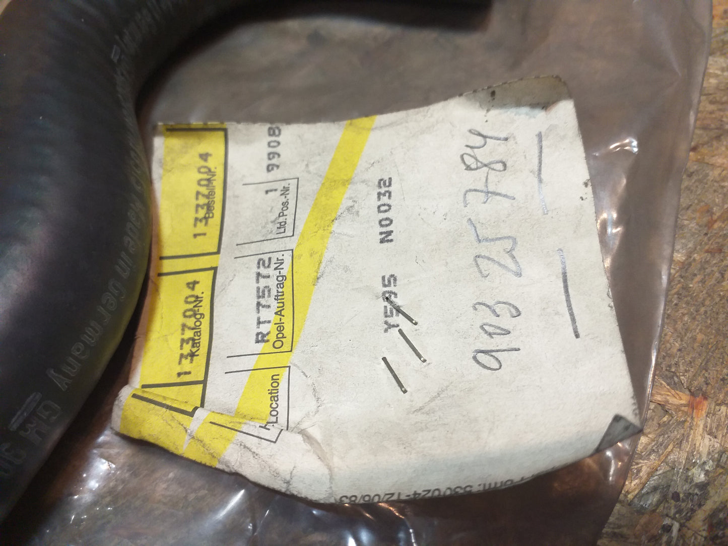 Vectra A Schlauch Verbindungsrohr an Saugrohr original GM Opel NEU