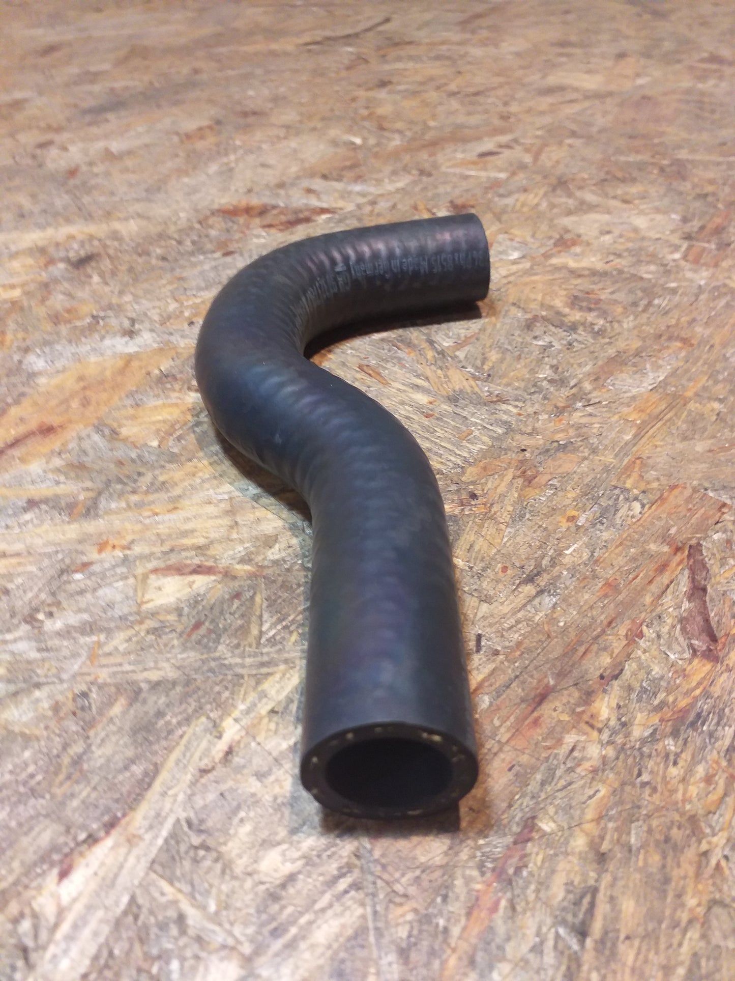 Vectra A Schlauch Verbindungsrohr an Saugrohr original GM Opel NEU