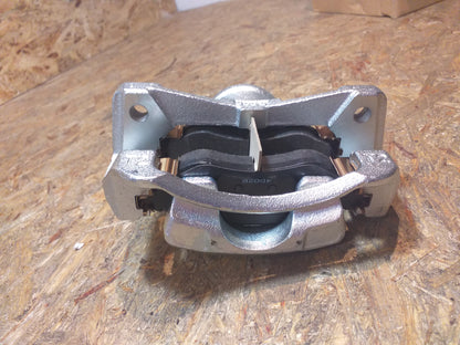 Chevrolet Kalos Schrägheck Bremssattel mit Bremsklötzen original NEU