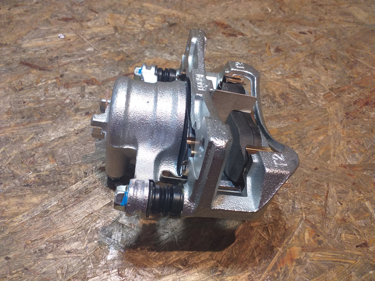 Chevrolet Kalos Schrägheck Bremssattel mit Bremsklötzen original NEU
