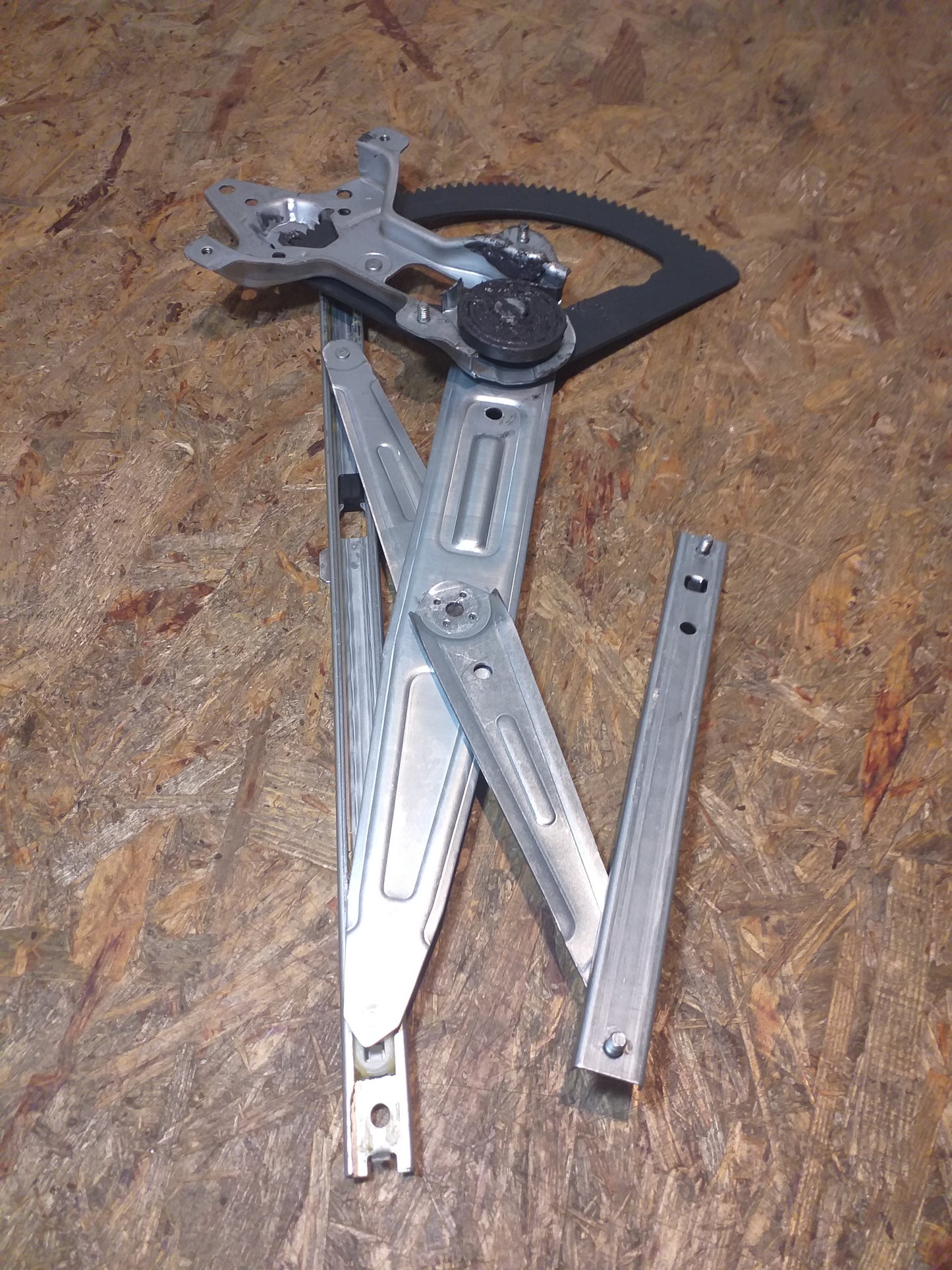 Chevrolet Rezzo Fensterheber vorne links original GM NEU