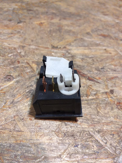 Manta B Schalter Heckscheibenheizung original GM Opel NEU