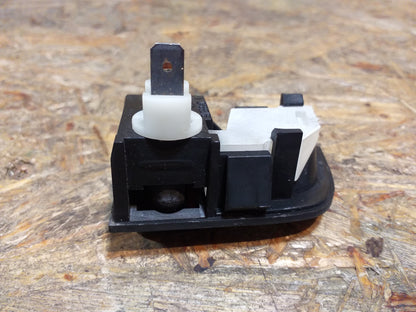 Manta B Schalter Heckscheibenheizung original GM Opel NEU