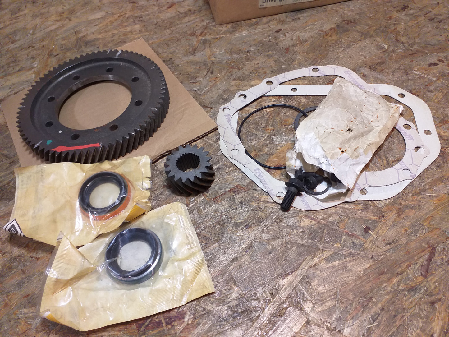 Kadett E Ascona C Antriebsrad original Opel NEU