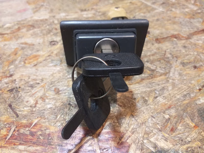Oldtimer Youngtimer Schließzylinder Heckklappe original Opel NEU