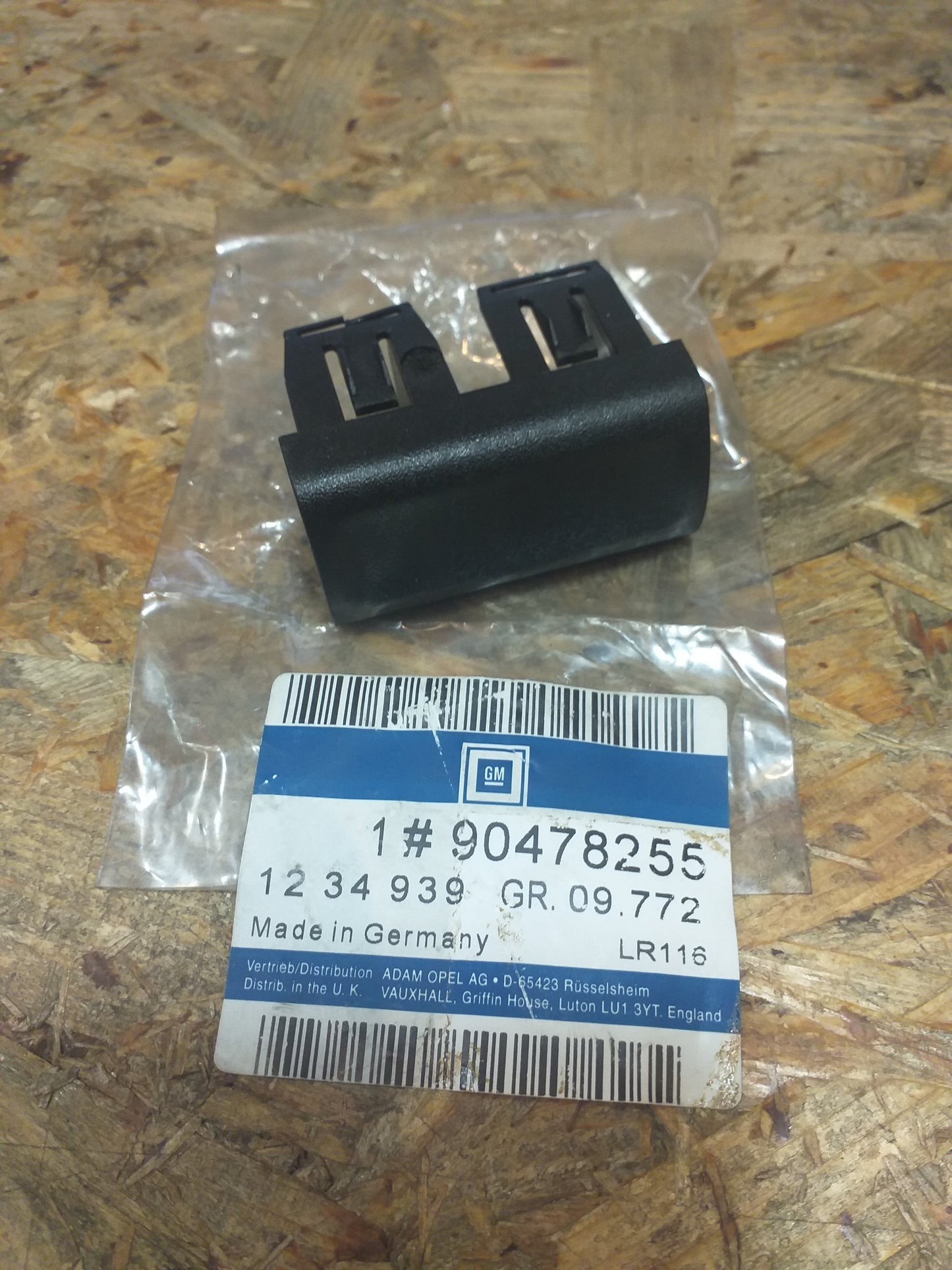 Vectra B Omega B Abdeckungen Schalteröffnung original GM Opel NEU