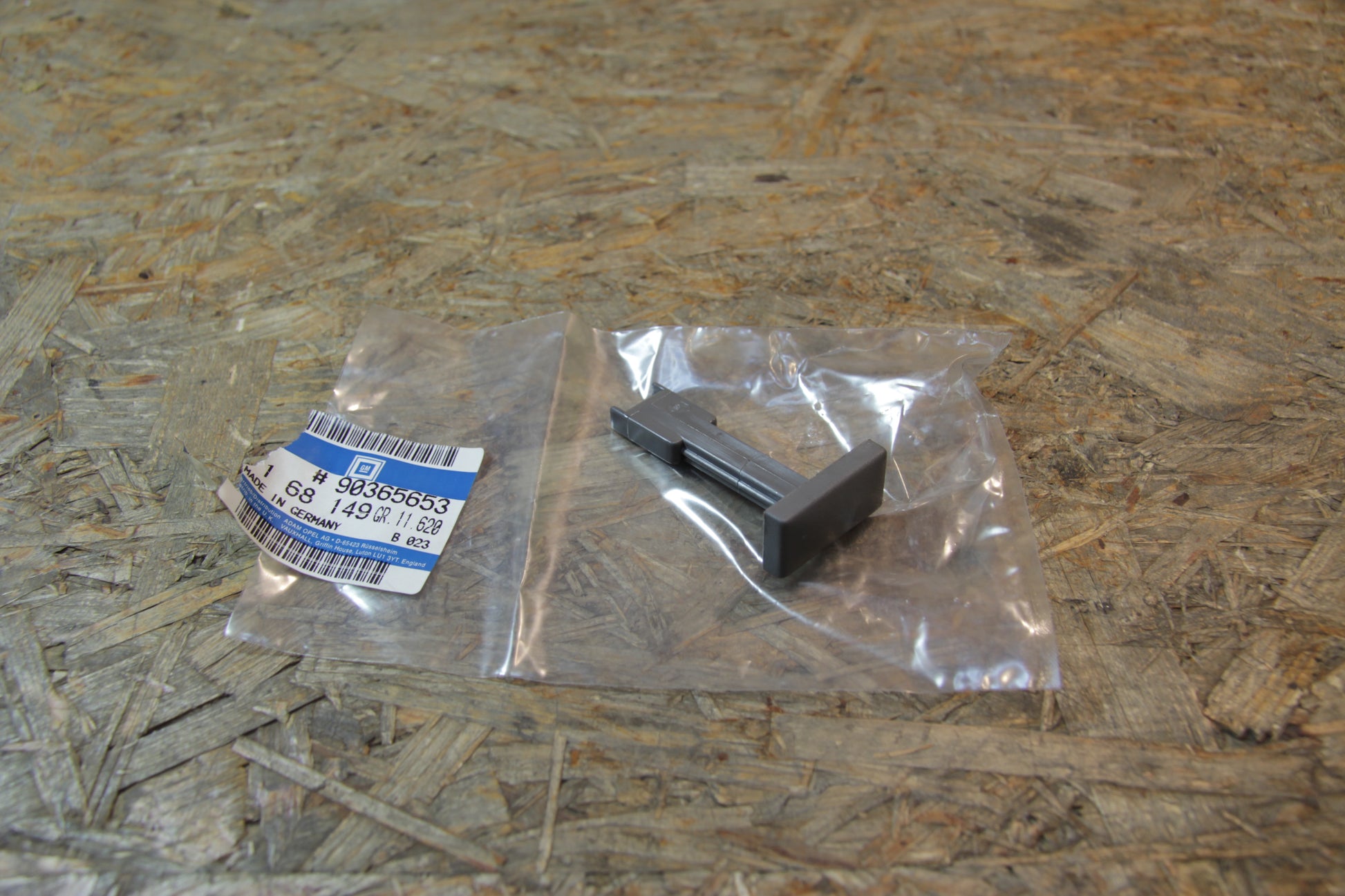 Original GM Opel Knopf Betätigungsstange grau Farbcode: 051, 151, 551 90365653 Astra F , Vectra A