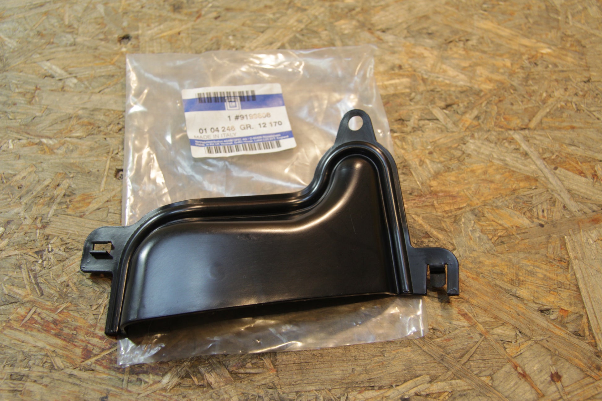 Original GM Opel Wasserablass Seitenplatte innen Faltverdeckstaufach links 9199808 Astra G Cabrio