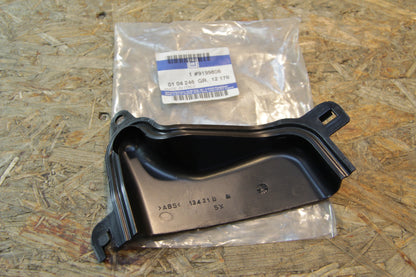 Original GM Opel Wasserablass Seitenplatte innen Faltverdeckstaufach links 9199808 Astra G Cabrio