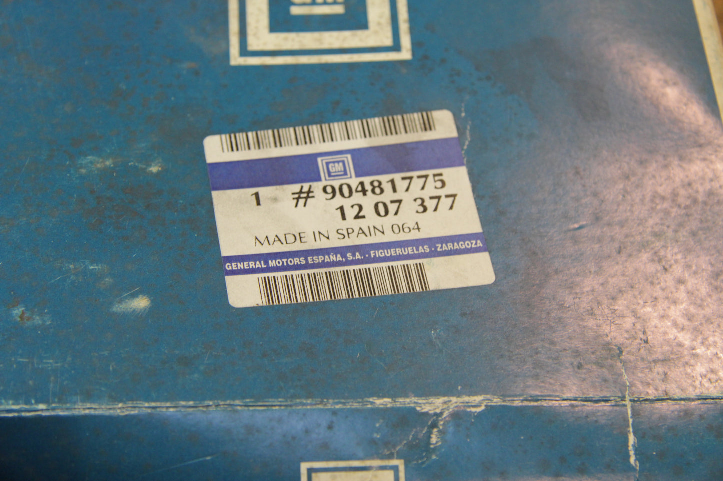 Original GM Opel Motor Fensterheber Tür vorne links Kennzeichen: FA 90481775 Corsa B