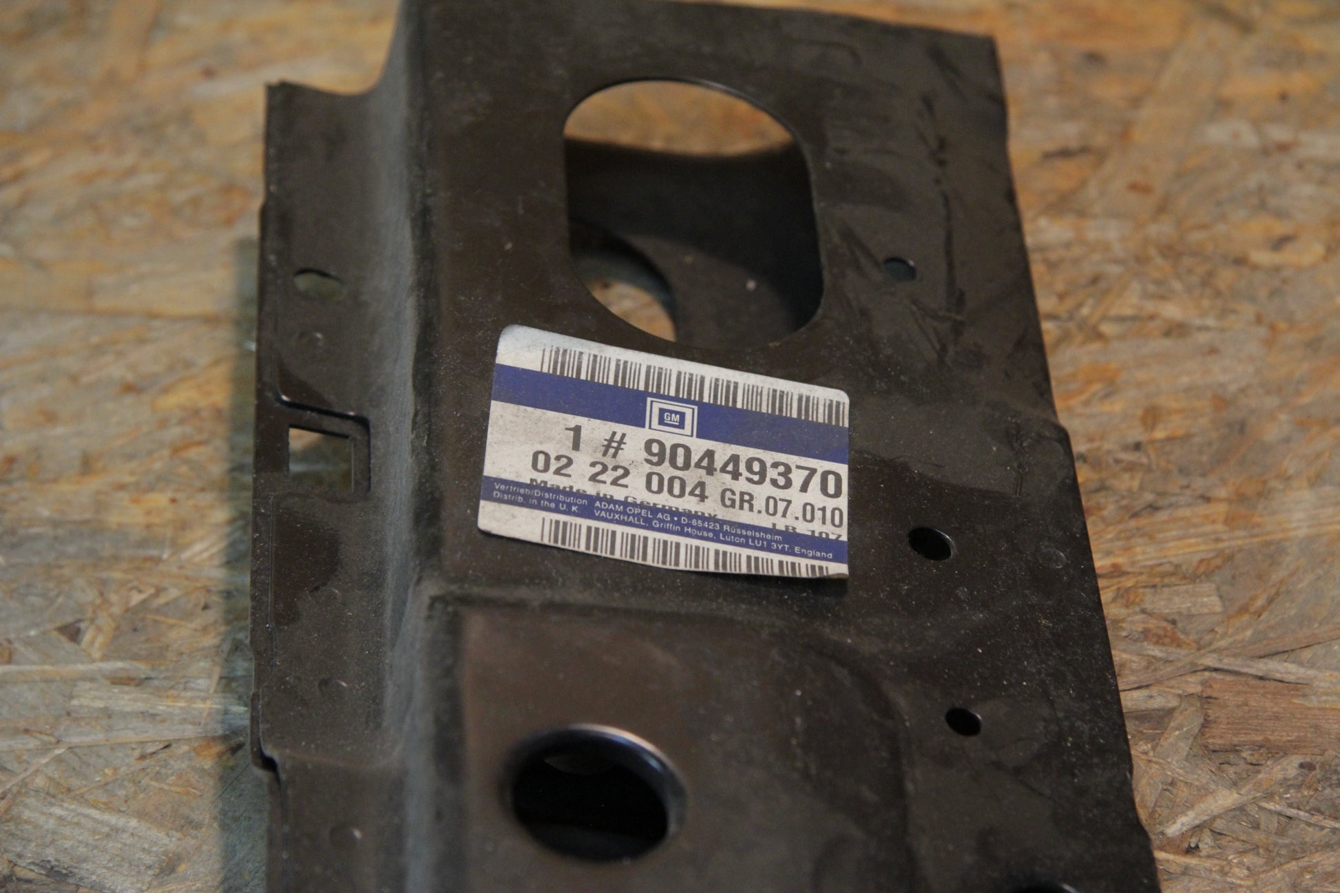 Original GM Opel Querträger rechts Kühler 90449370 Astra F