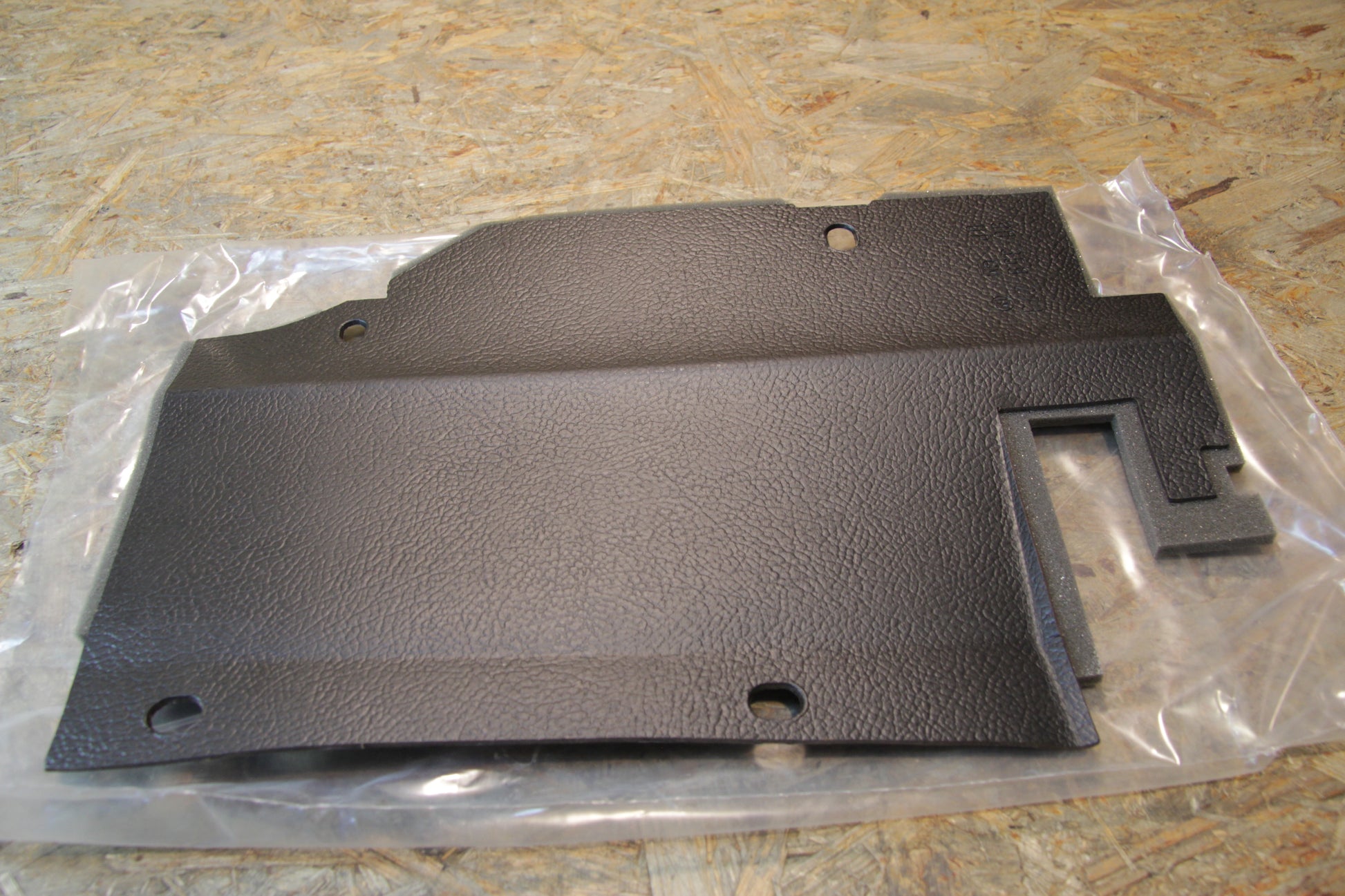 Original GM Opel Isolierung Stirnwand unten rechts  90359273 Astra F