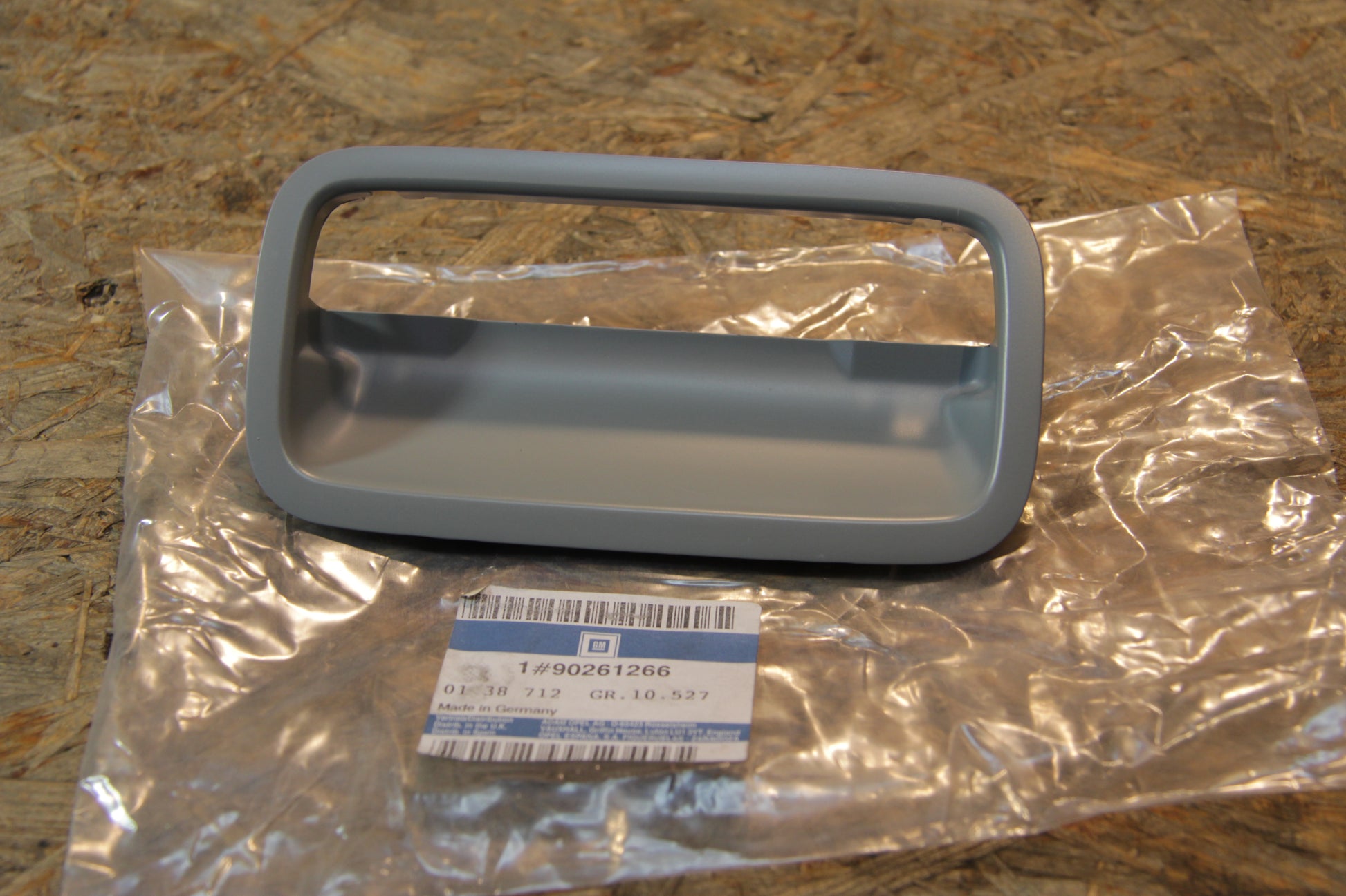 Original GM Opel Griffschale aussen Hintertür rechts und links verwendbar  90261266 Senator B