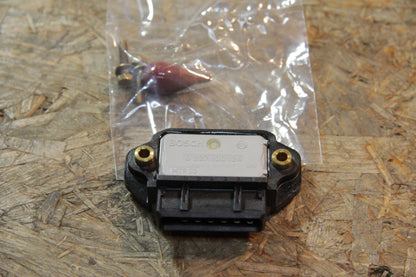 Original GM Opel Steuergerät Zündung Bosch 0 227 100 124 hat 6 Pole 90006499 Corsa A , Monza , Omega A , Senator A , Senat...