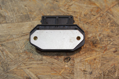 Original GM Opel Steuergerät Zündung Bosch 0 227 100 124 hat 6 Pole 90006499 Corsa A , Monza , Omega A , Senator A , Senat...