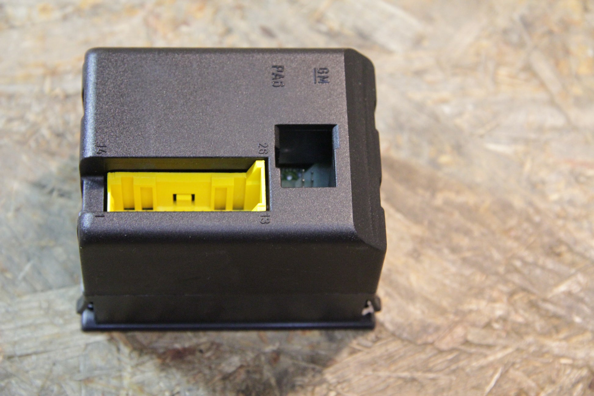 Original GM Opel Bordcomputer schwarz Kennzeichen: EH Code: 5WK7342/5WK7046 90349013 Omega A , Senator B