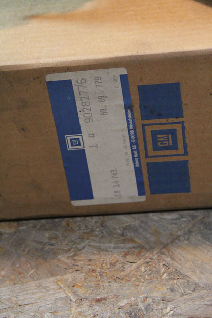 Original GM Opel Düse Armaturentafel aussen rechts dunkelgrau  90282776 Senator B