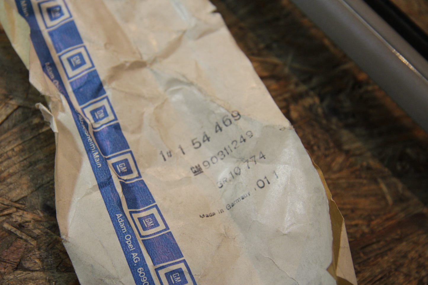 Original GM Opel Fensterschachtdichtung Tür hinten links innen dunkelgrau Polstercode 159, 257, 657 90311249 Omega A