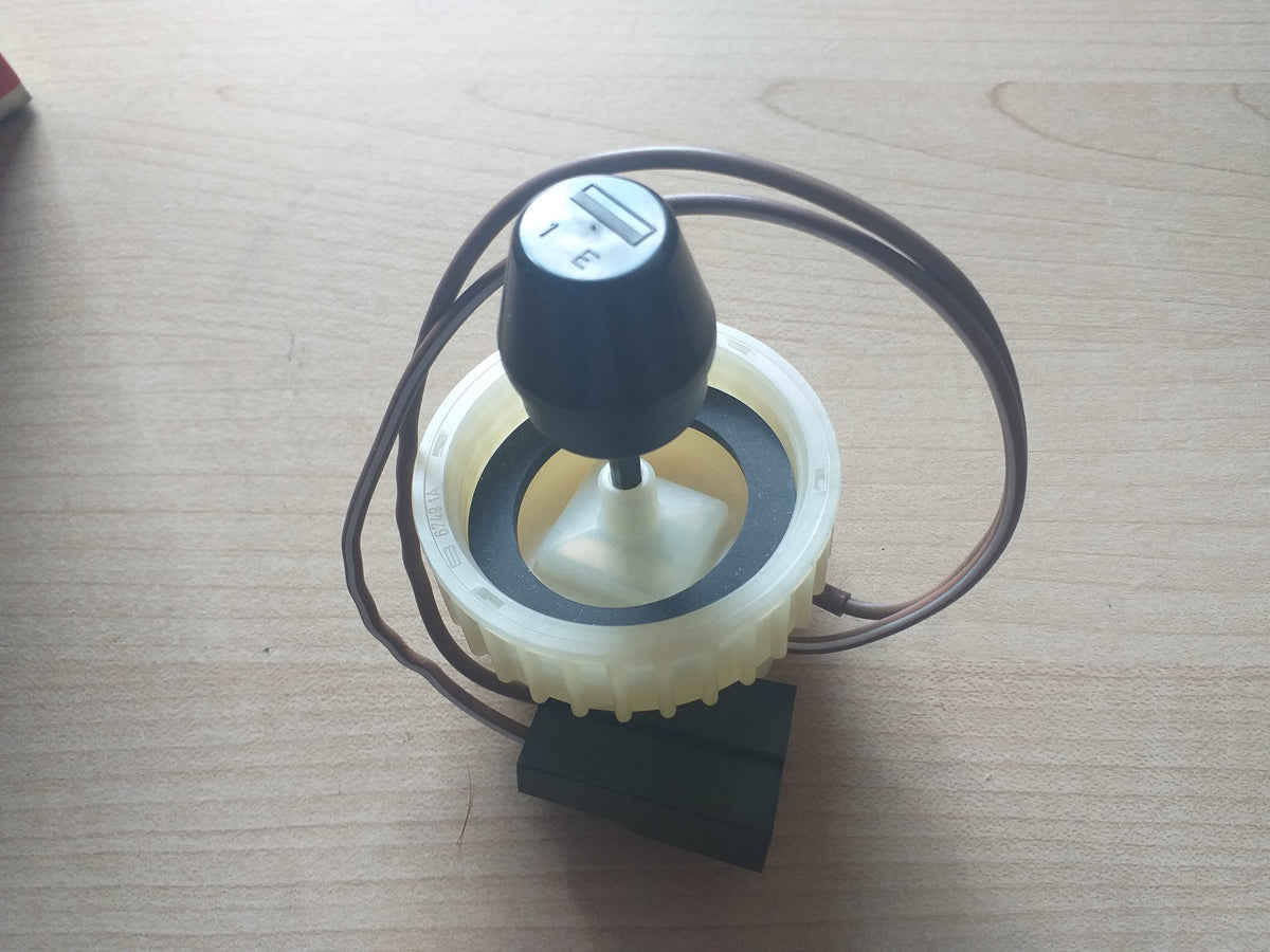 Kadett C Manta B  Ascona B Rekord D/E Deckel an Bremsflüssigkeitsbehälter original AC NEU
