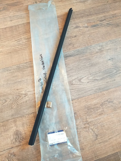 Corsa A Gummiabdichtung Vordertüre original GM Opel NEU