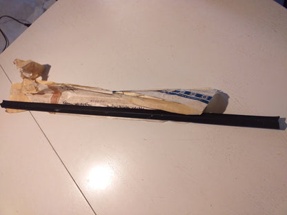 Kadett E 5-Türer,CC,Stufenheck,Caravan Gummiabdichtung außen hinten rechts original GM Opel NEU