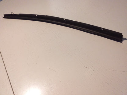 Omega A Zierblende B-Säule original GM Opel NEU