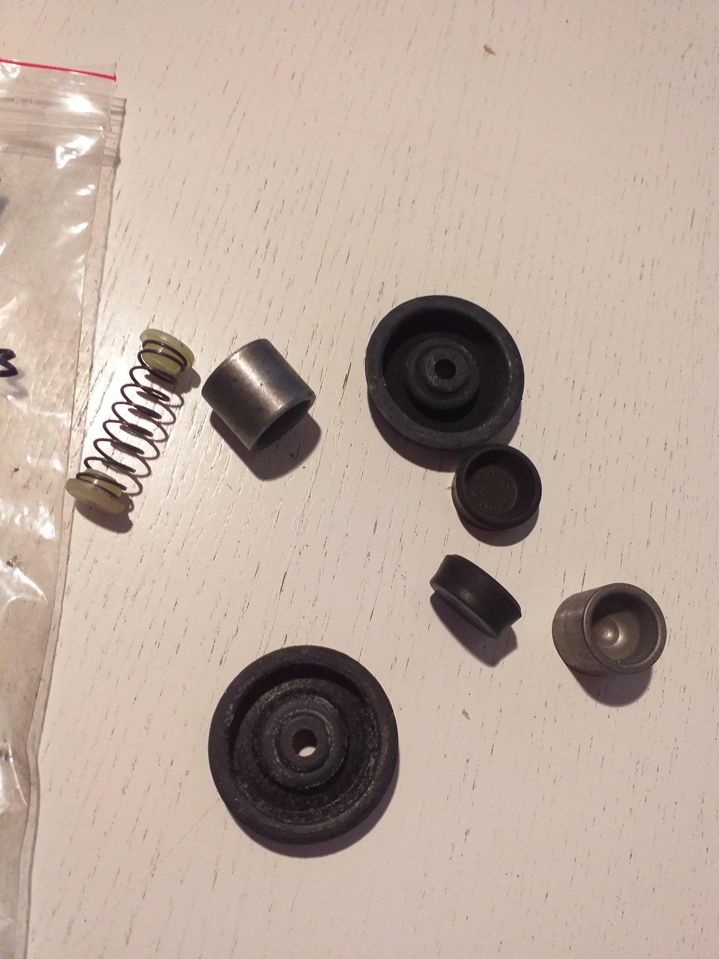 Senator B (V88) 9.87-93 Reparatursatz Bremszylinder Hinterachse original GM Opel NEU