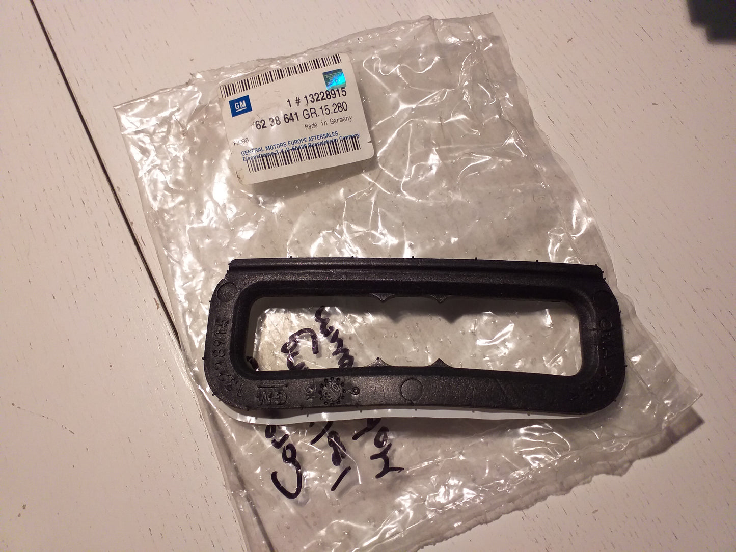Corsa D Isolierung an Motorraum original GM Opel NEU