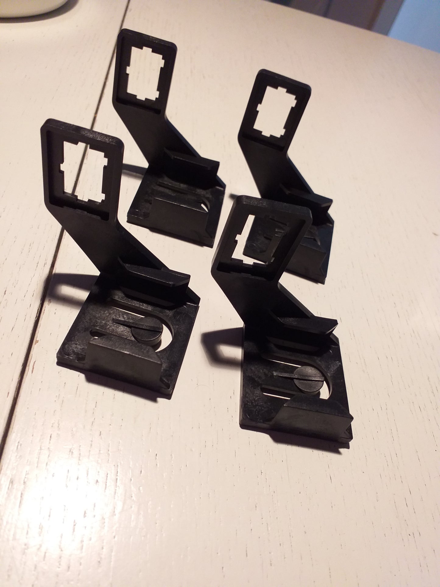 Oldtimer Youngtimer Halterung Steckergehäuse Kraftstoffeinspritzgurt Motorhubhänger original GM Opel NEU