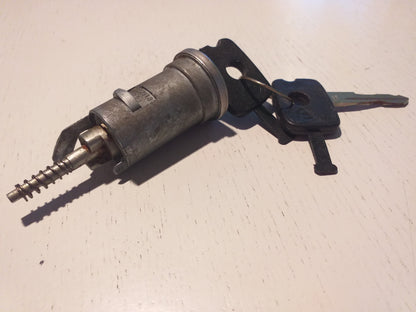 Oldtimer Youngtimer Schließzylinder mit Schlüssel original GM Opel NEU