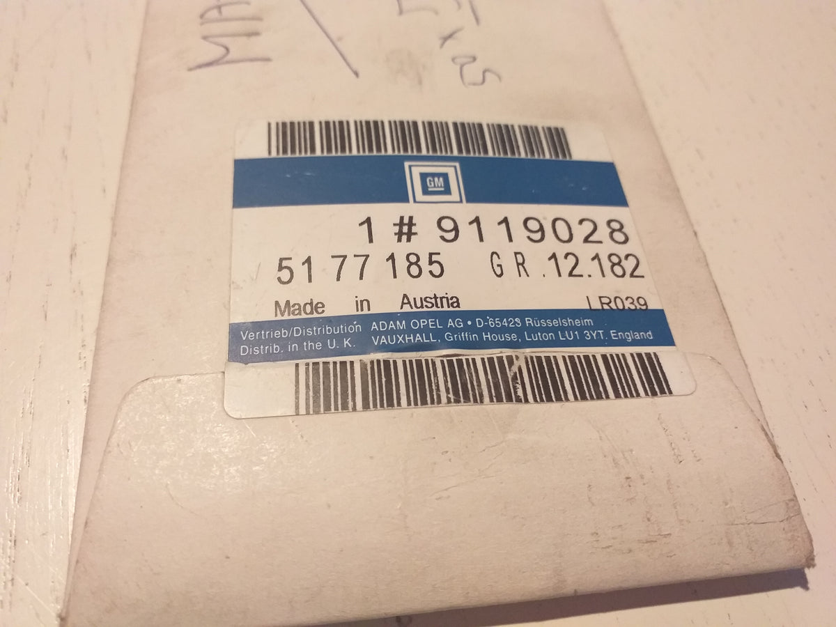 Vectra A 1.8 16V Emblem original GM Opel NEU
