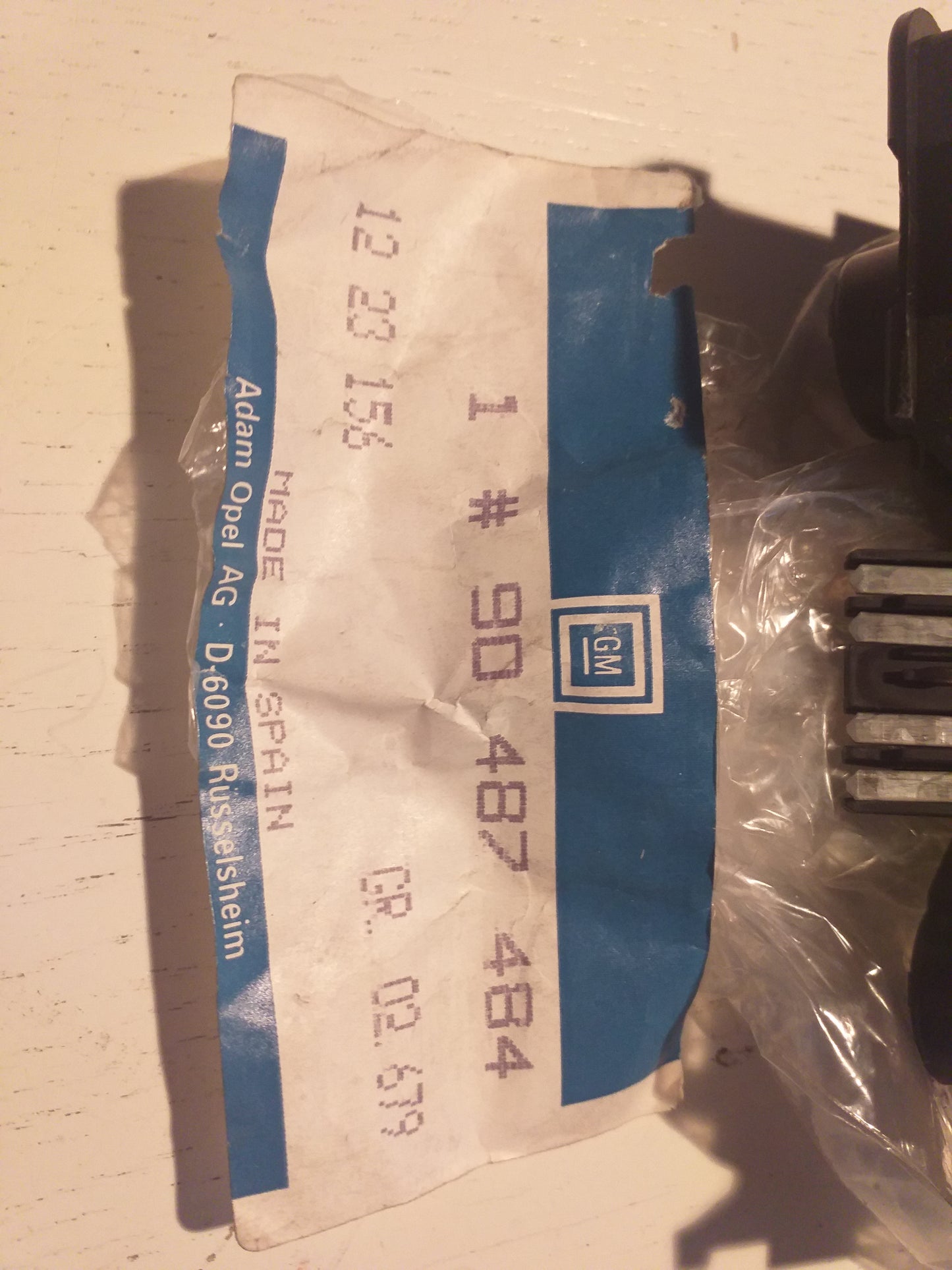 Omega B Stufenheck Lampenfassung Heckleuchte außen rechts original GM Opel NEU
