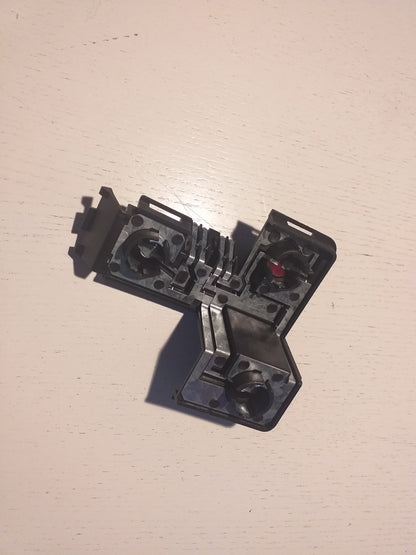 Omega B Stufenheck Lampenfassung Heckleuchte außen rechts original GM Opel NEU