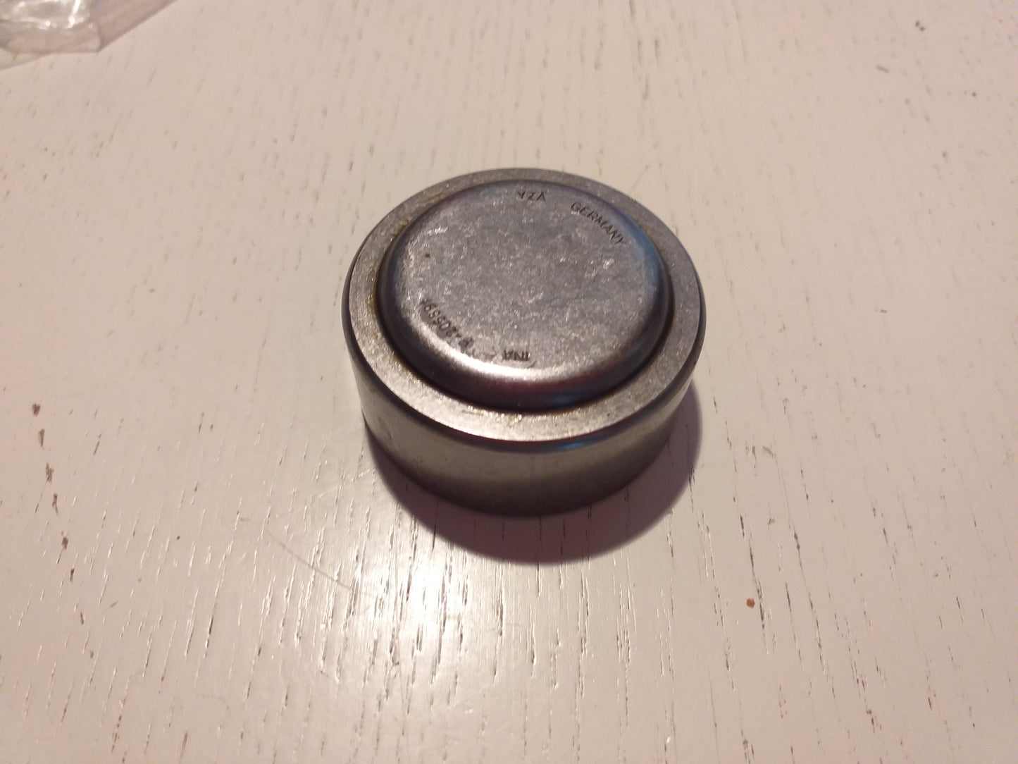 Omega A Kugellagerhinten an Zahnradblock Nebenwelle original GM Opel NEU