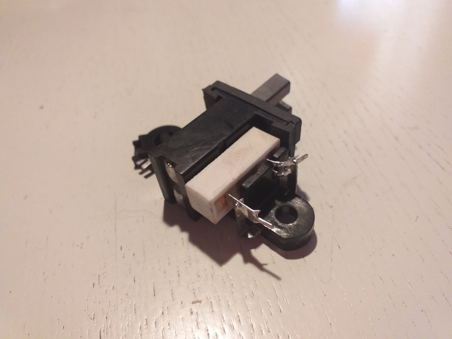 Corsa B Lichtmaschine Kohlebürste original GM Opel NEU