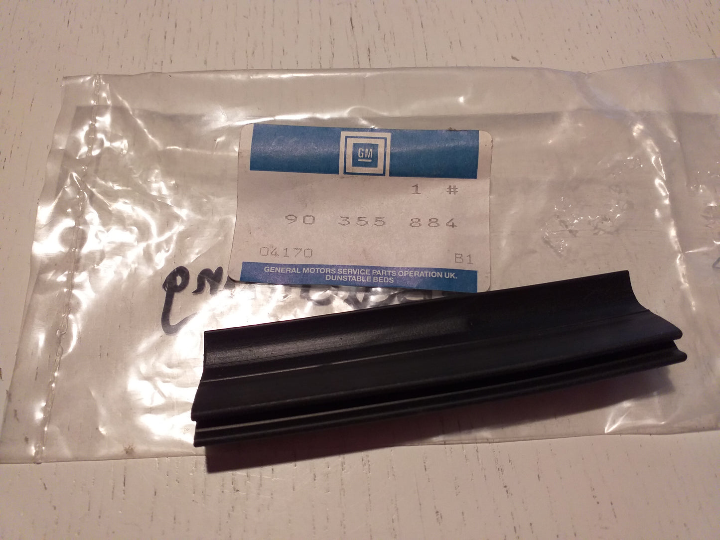 Vectra A Abdichtung Fenster vorne original GM Opel NEU
