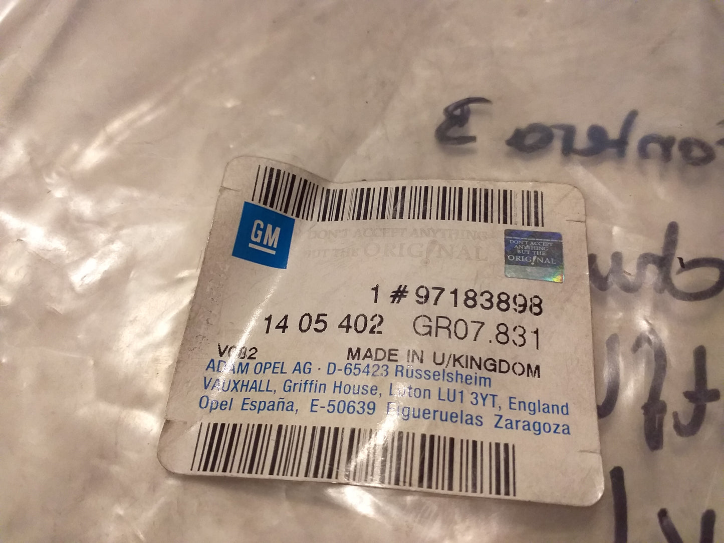 Frontera B Schutzverkleidung Kotflügel v.l original GM Opel NEU