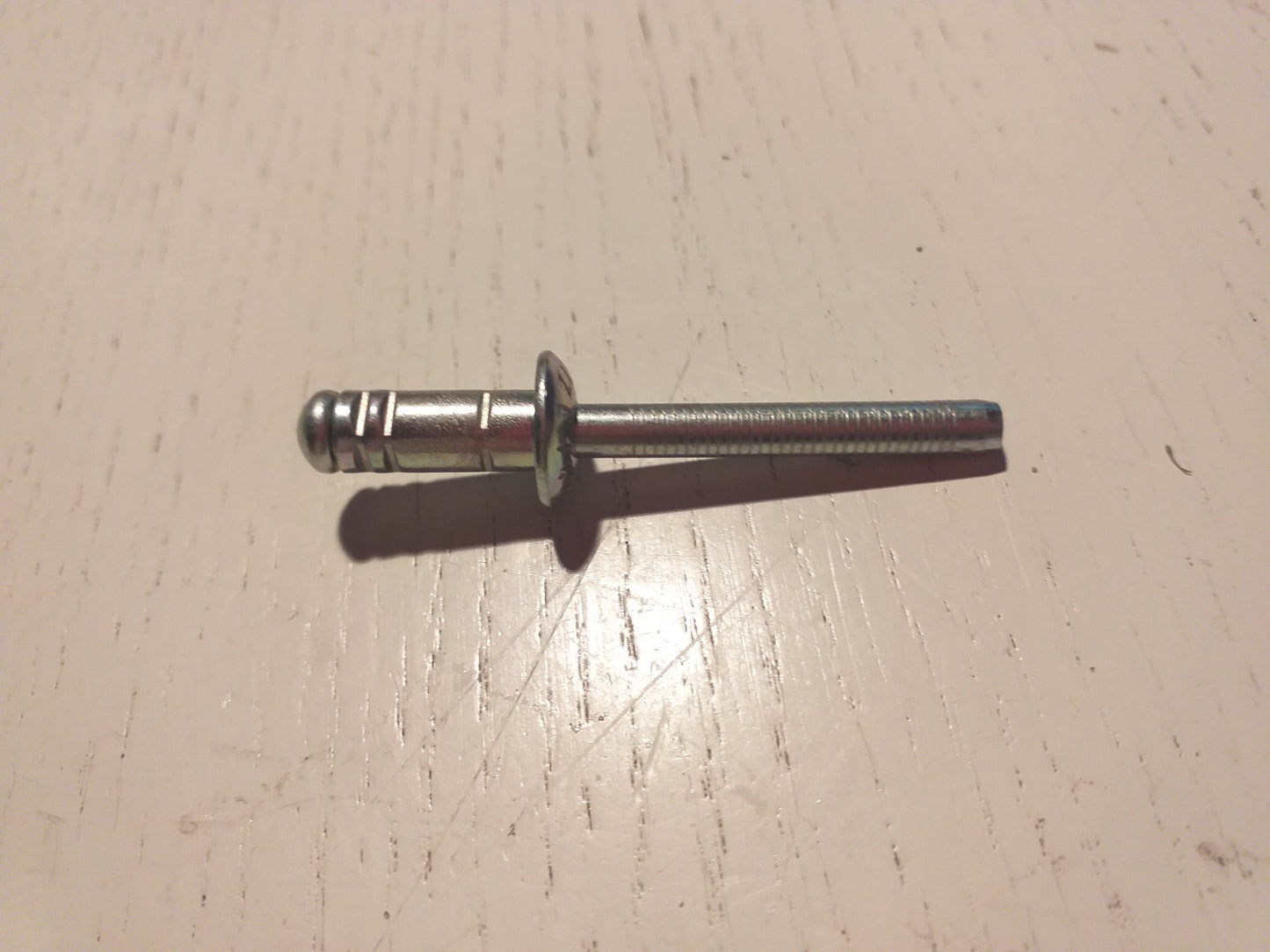 Insignia Niet, Verstärkung an Karosserieseitenbleche original GM Opel NEU