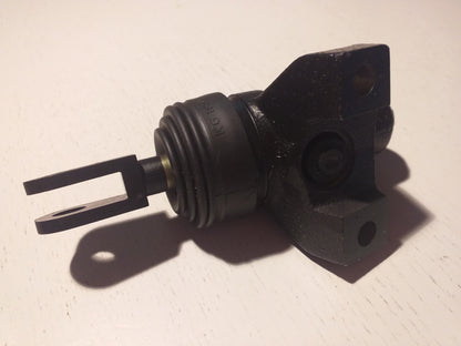 Omega A Senator B Kupplungsgeber Zylinder original GM Opel NEU