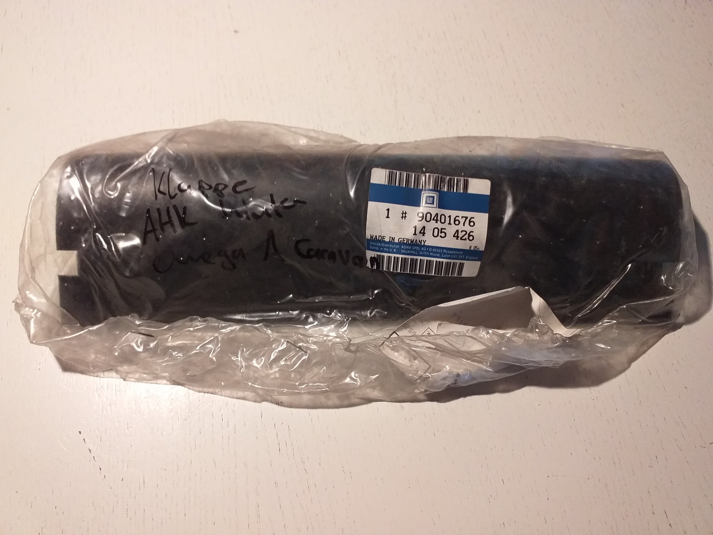 Omega A Caravan Klappe AHK hinten original GM Opel NEU 8