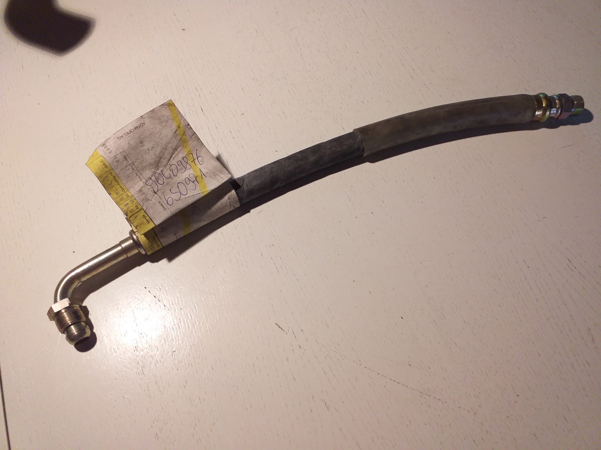 Omega A Diesel Rohrleitung Kühler Motoröl original GM Opel NEU